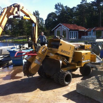 Stora stubbar kräver min stora maskin.